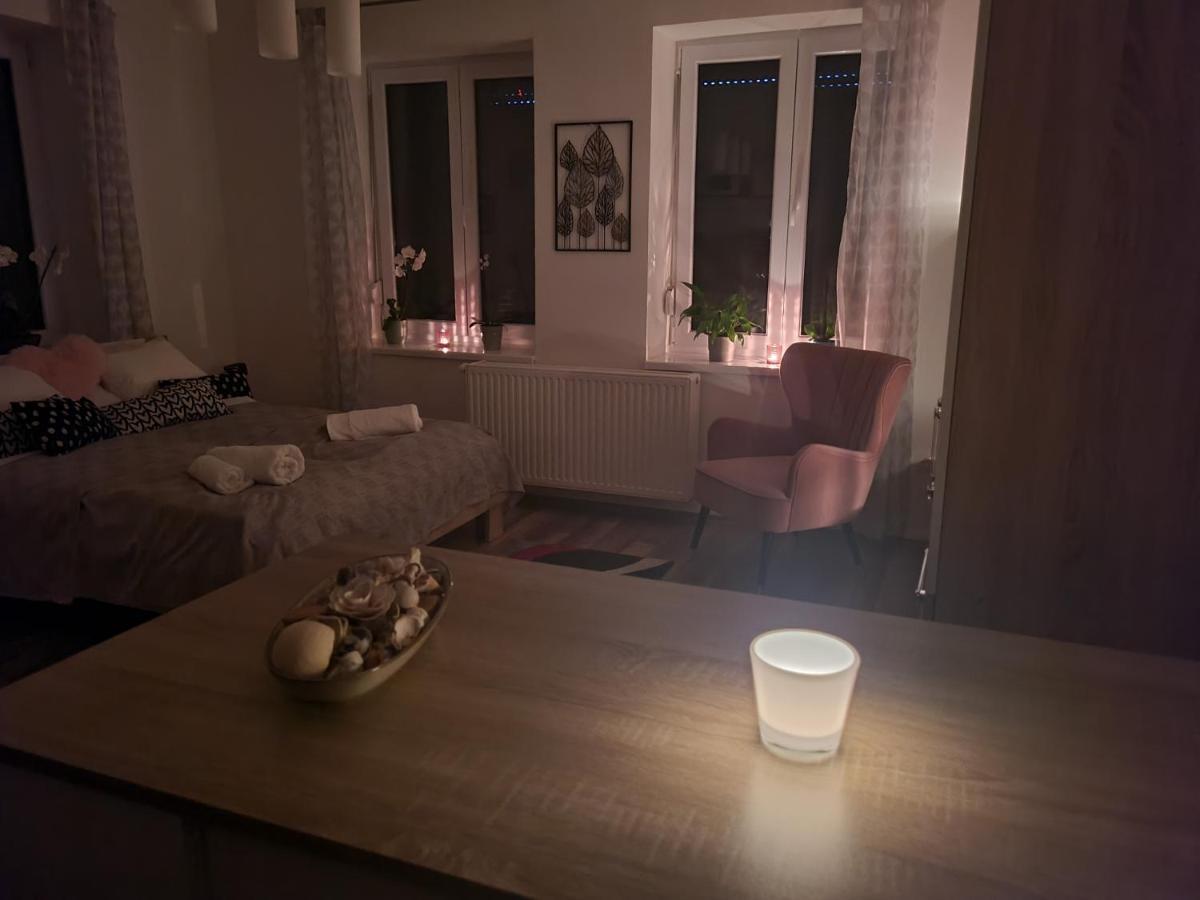 Rose Apartment เปตช์ ภายนอก รูปภาพ