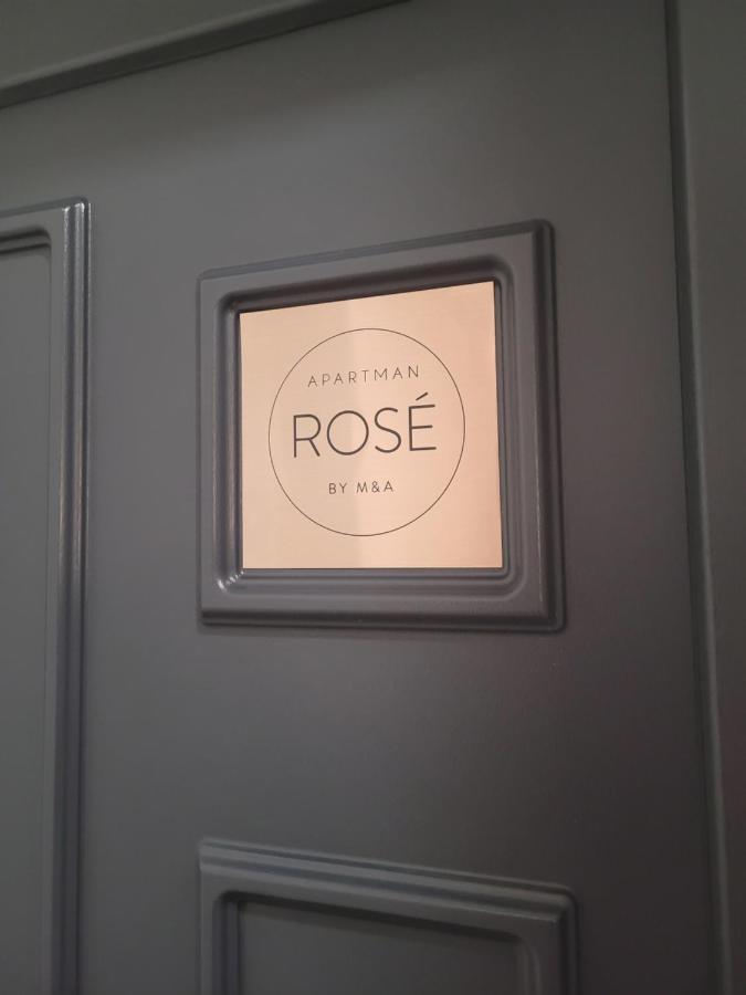 Rose Apartment เปตช์ ภายนอก รูปภาพ